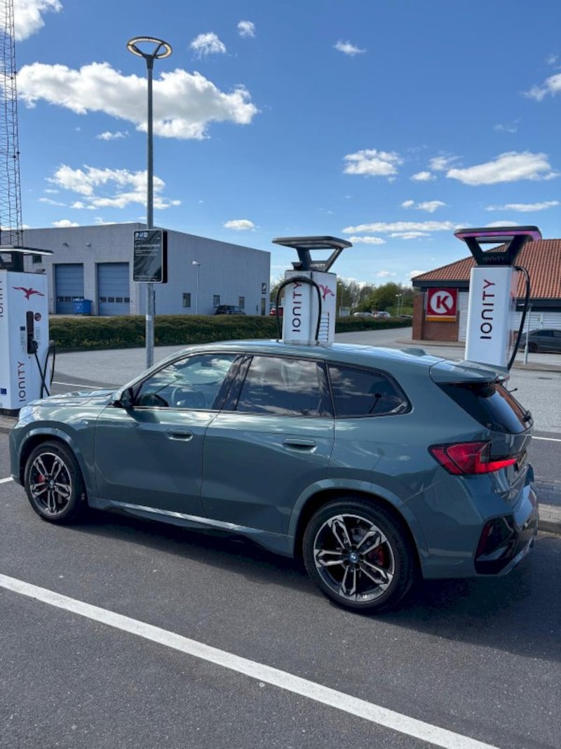 BMW iX1 eDrive20 M Sport Edition (2025)