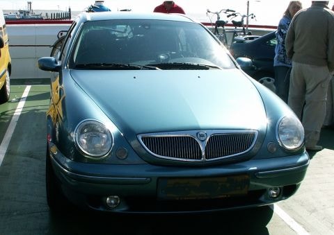 Lancia Lybra SW 1.8 16v LX (2000)