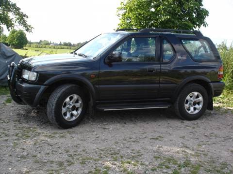 Opel Frontera Sport 2.2 DTi-16V (2000)