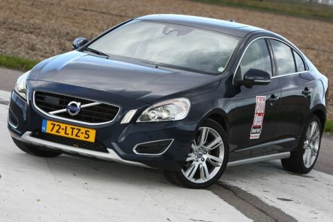 Volvo S60 D5 Summum (2010)