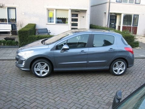 Peugeot 308 XT 1.6 VTi (2008)