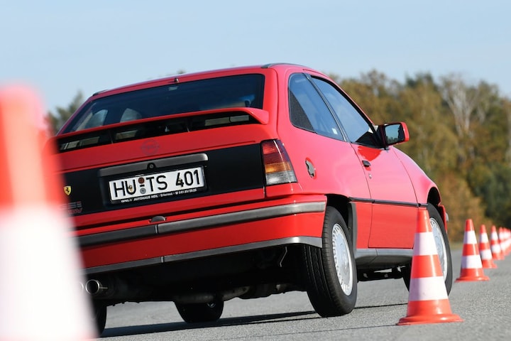 Opel Kadett GSi 16V