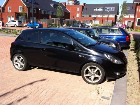 Opel Corsa 1.4-16V Sport (2008)