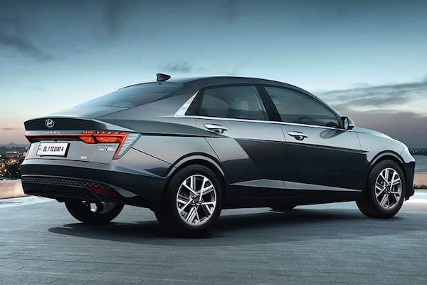 Hyundai Verna (Accent)