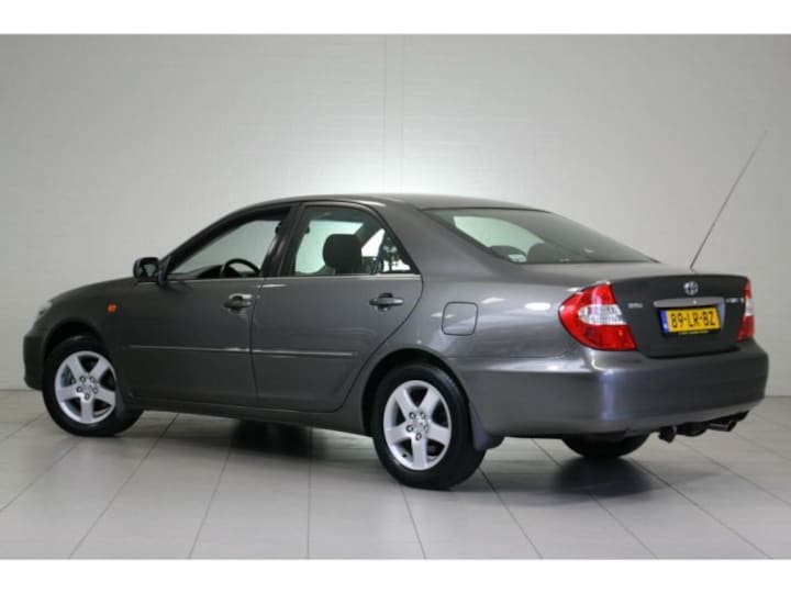 Toyota Camry 3.0i 24v Linea Luna (2003)