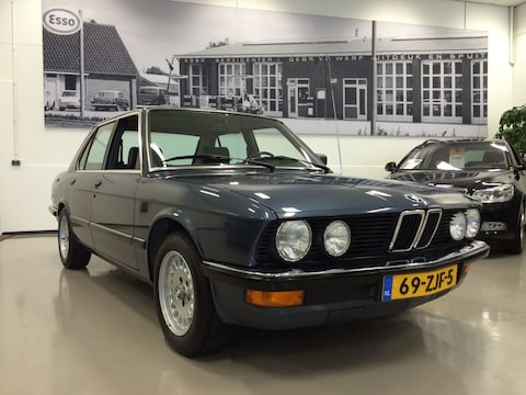 BMW 520i (1987)