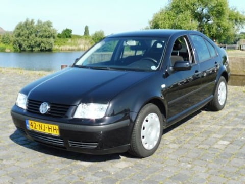 Volkswagen Bora 1.6 16V