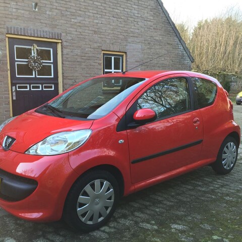 Peugeot 107 XS 1.0