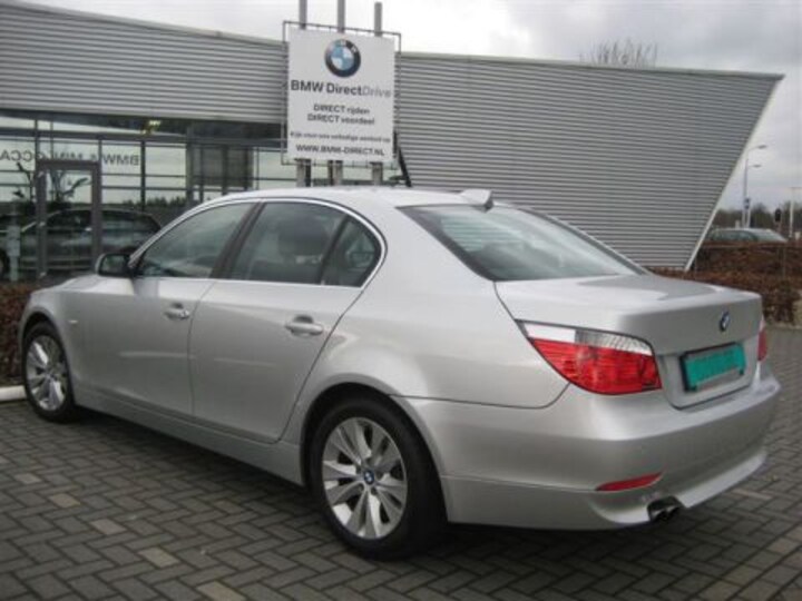 BMW 525i (2007)