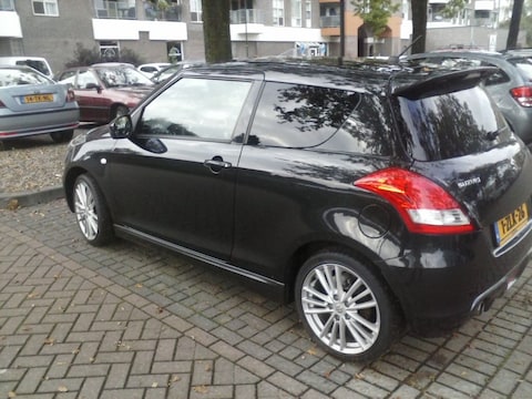 Suzuki Swift 1.6 Sport