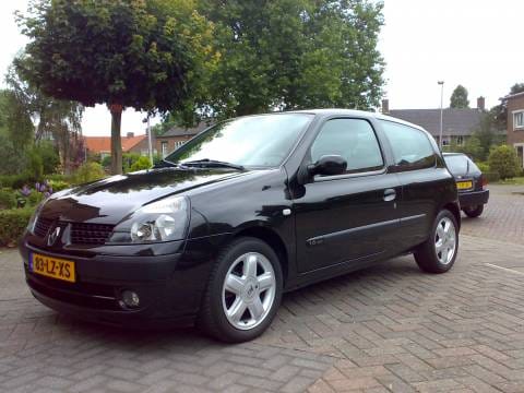 Renault Clio 1.6 16V Dynamique (2003)