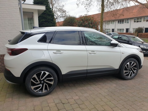 Opel Grandland X 1.2 Turbo 130pk Business Executive