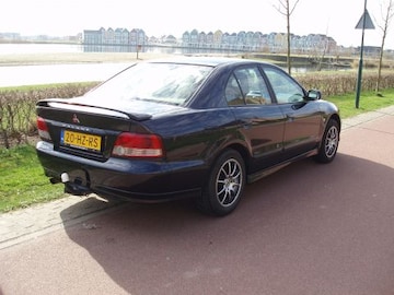 Mitsubishi Galant 2.5 V6 Elegance (2002)