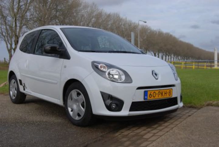 RENAULT TWINGO II 1.5 DCI 85 ECO2 DYNAMIQUE • Bony Automobiles