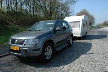 Suzuki Grand Vitara 2.0 Exclusive (2005)