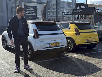Renault 5 E-TECH comfort range iconic cinq (2025)