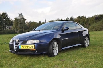 Alfa Romeo GT 1.9 JTDm 16V Distinctive (2004)