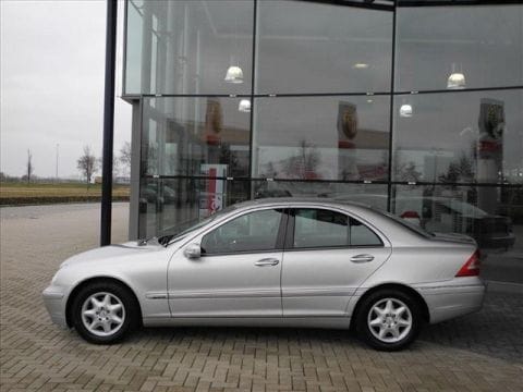 Mercedes-Benz C 200 CDI Elegance (2003)