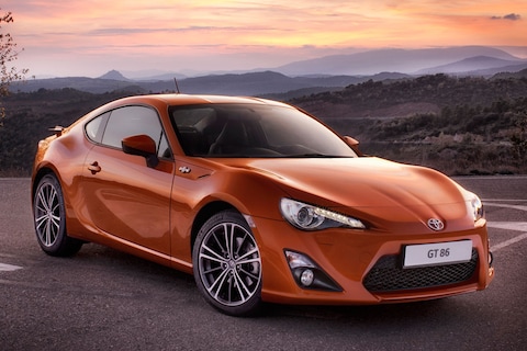 Toyota GT86 2.0 D-4S Base (2012)
