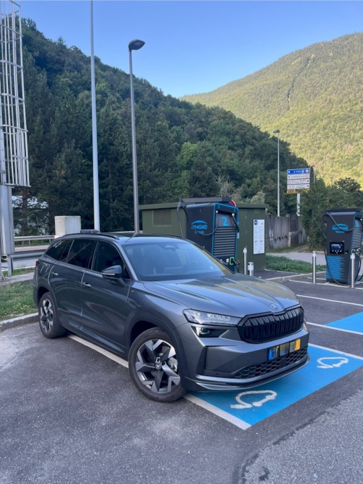 Skoda Kodiaq 1.5 TSI iV PHEV Sportline Business (2025)