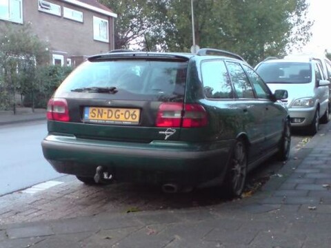 Volvo V40 T4 Exclusive-Line