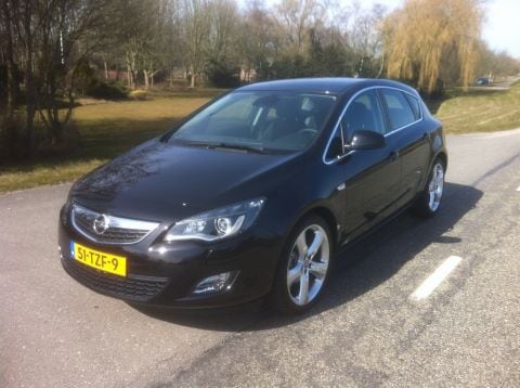 Opel Astra 1.4 Turbo 140pk Sport