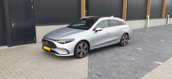 Mercedes-Benz CLA 200 EQ Shooting Brake Business Solution (2026)