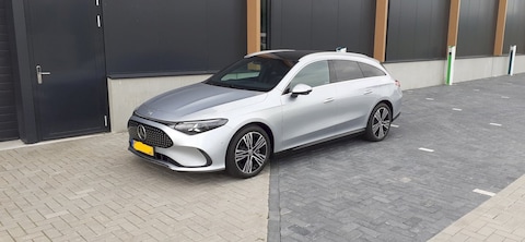Mercedes-Benz CLA 200 EQ Shooting Brake Business Solution (2026)