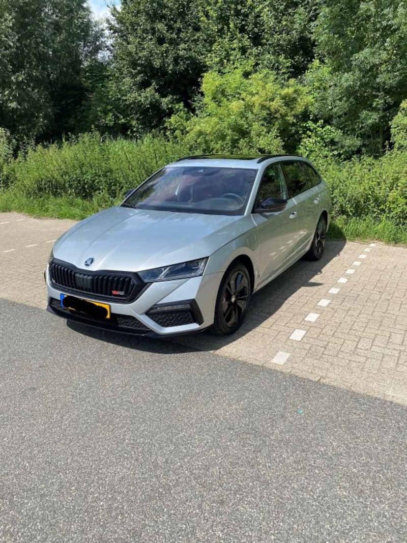 Skoda Octavia Combi 1.4 TSI iV PHEV RS Business (2021)