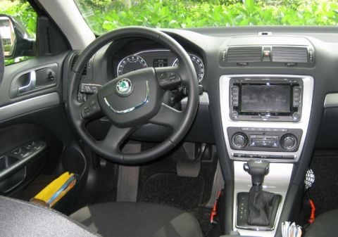 Skoda Octavia Combi 2.0 TDI Elegance (2009)