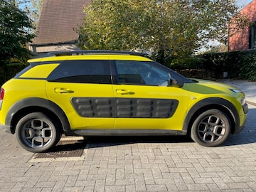 Citroen C4 Cactus PureTech 110 Feel (2015)