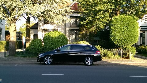 Peugeot 308 SW Blue Lease Executive Pack 1.6 BlueHDi