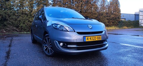 Renault Grand Scénic dCi 130 Energy Bose 5P (2013)