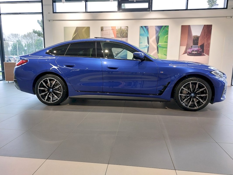 BMW i4 eDrive35 (2023)