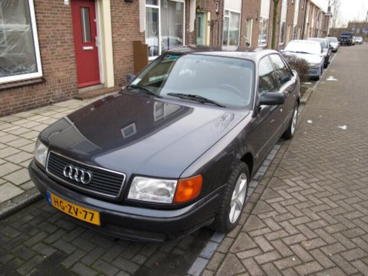 Audi 100 2.3 E