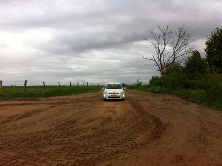 Toyota Auris 1.8 Full Hybrid Dynamic (2011)