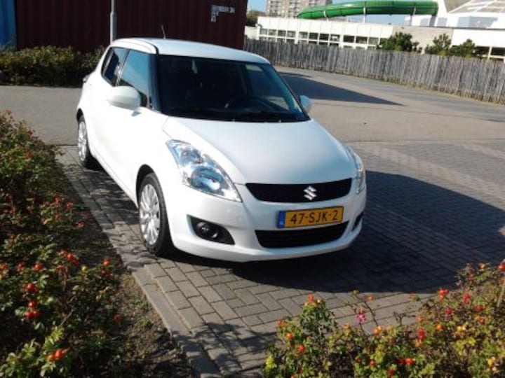 Suzuki Swift 1.2 Exclusive Stop & Start (2011)