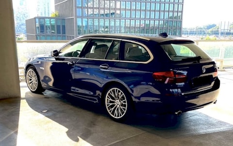 BMW 535i xDrive Touring Luxury Edition