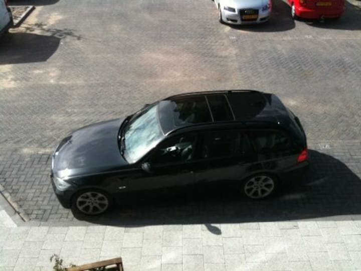 BMW 330d Touring High Executive (2007)