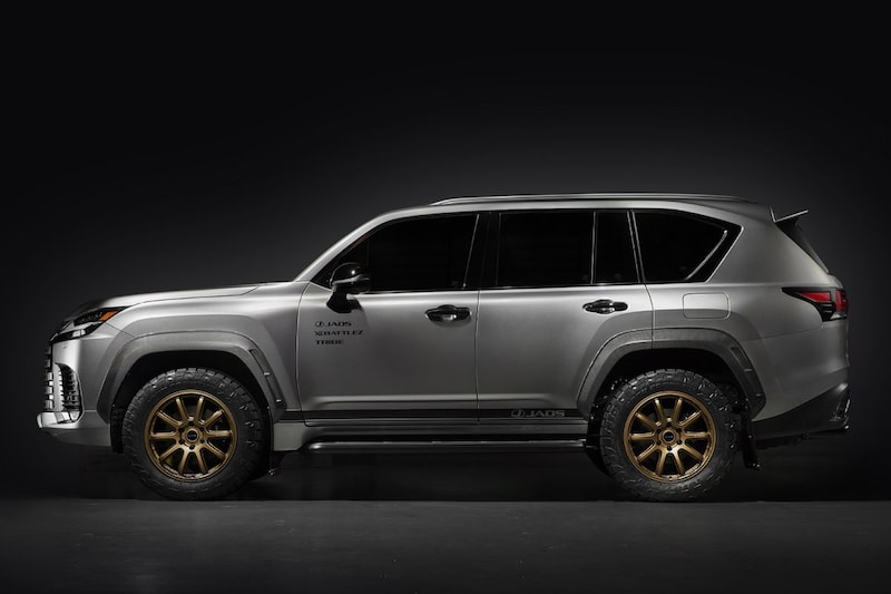 Lexus offroad