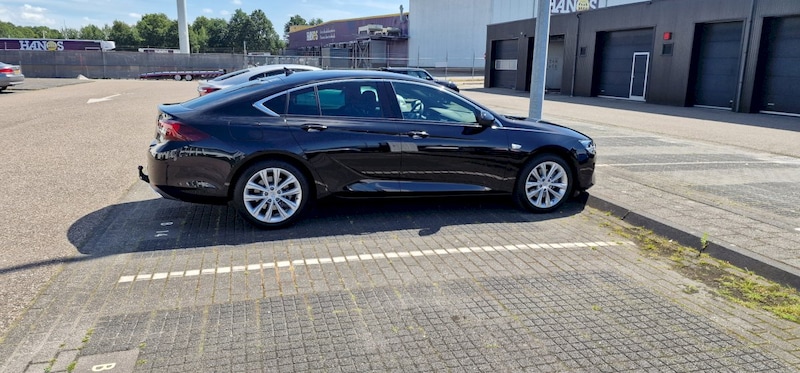 Opel Insignia Grand Sport 2.0 Turbo 200pk Business Elegance (2021)