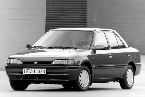 Mazda 323 1.3i LX (1993)