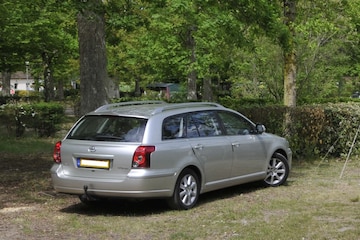 Toyota Avensis Wagon 1.8 16v VVT-i Luna (2007)