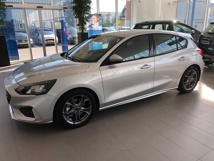 Ford Focus 2.0 EcoBlue 150pk ST Line Business (2019)