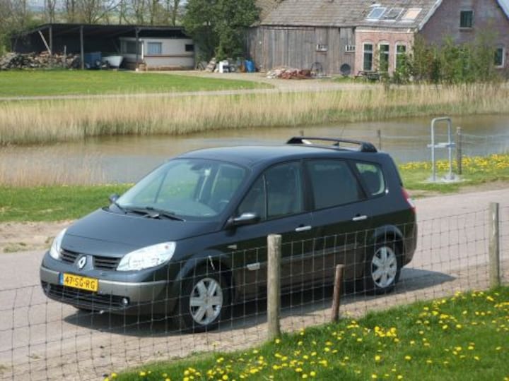 Renault Grand Scénic 1.9 dCi 130 Tech Line (2006)