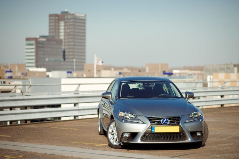 Lexus IS 300h (2014)