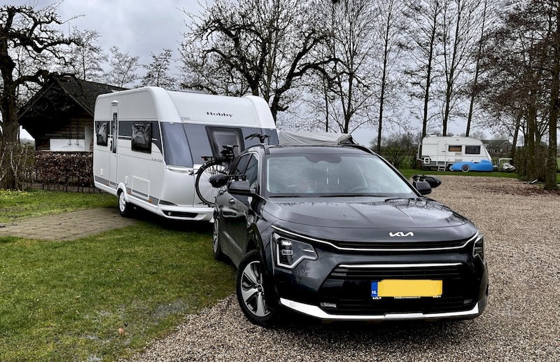 Kia Niro 1.6 GDi Hybrid Launch Edition (2022)