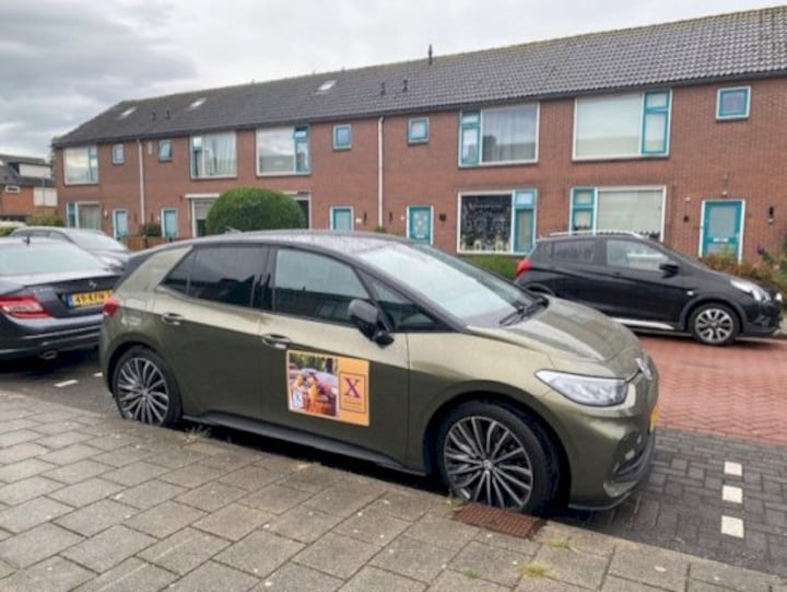 Volkswagen ID.3 52kWh 170pk Pure Oranje Edition (2024)