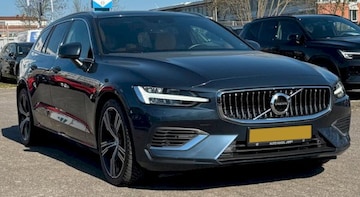Volvo V60 T6 Plug-in Hybrid AWD Plus (2022)