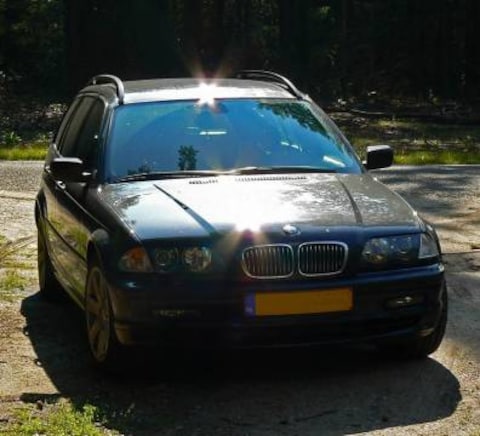 BMW 330d touring Executive (2001)